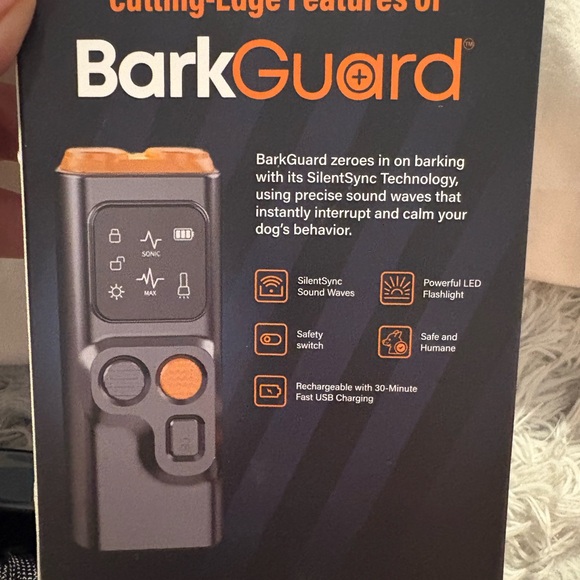 BarkGuard Dog Training Device - Black and Orange - Picture 3 of 3